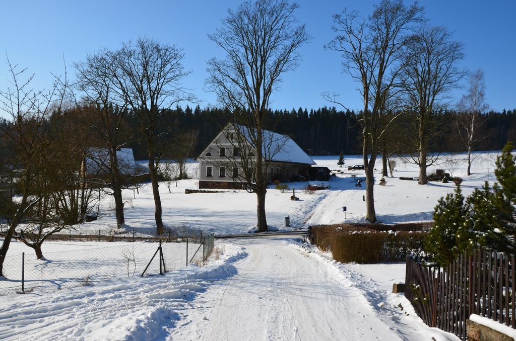 Apartamento U tátovy lípy Jívka Exterior foto